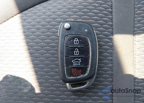 2018 Hyundai Sonata Se z USA, uszkodzony, nr VIN 5NPE24AF2JH708894